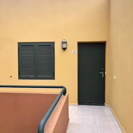 1 Bed Atlantic Gardens * Κοραλέχο